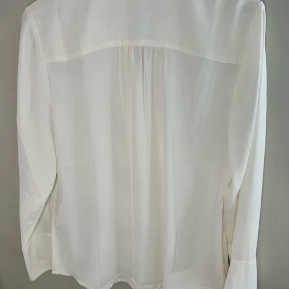 Chico's Women's White Ruffle Blouse Size L - Picture 2 of 8